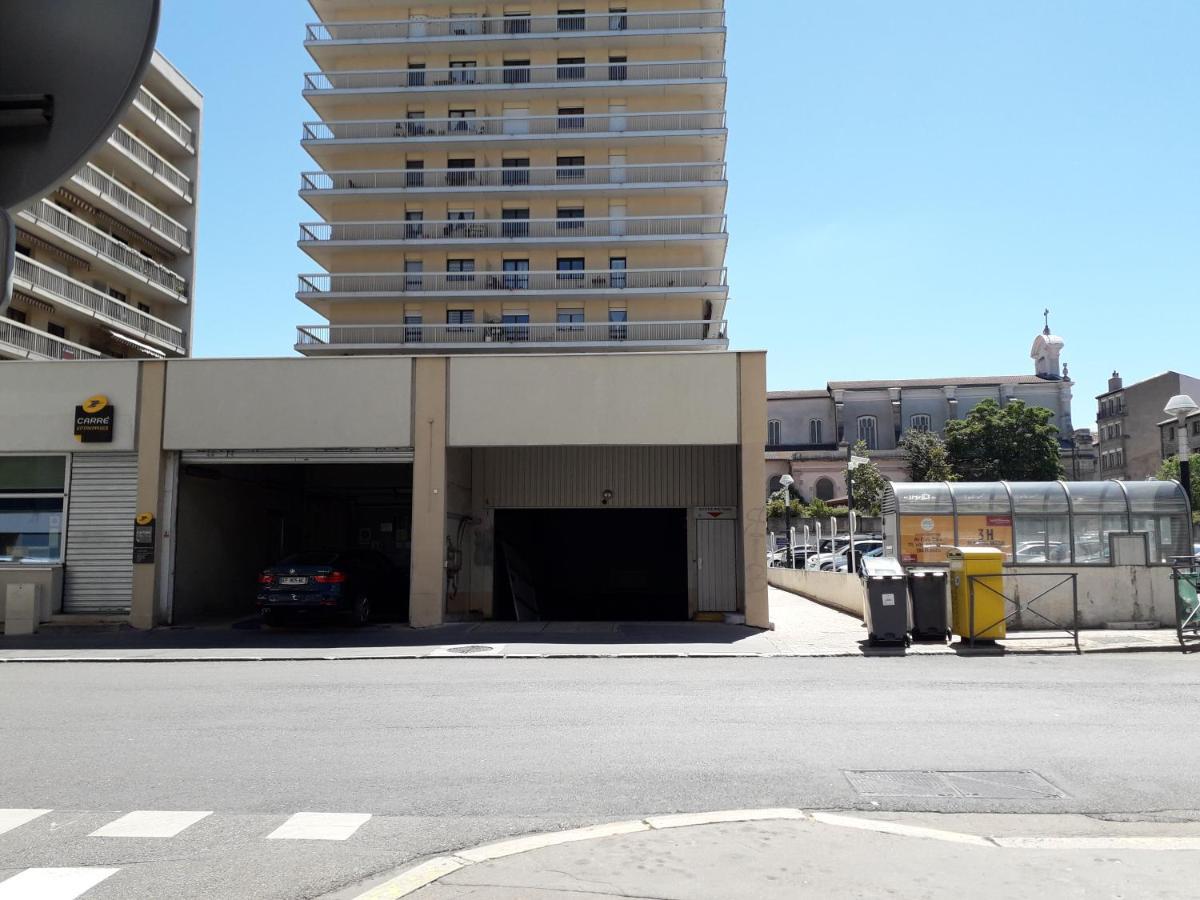 Appartement Hyper Centre Avec Garage 圣艾蒂安 外观 照片